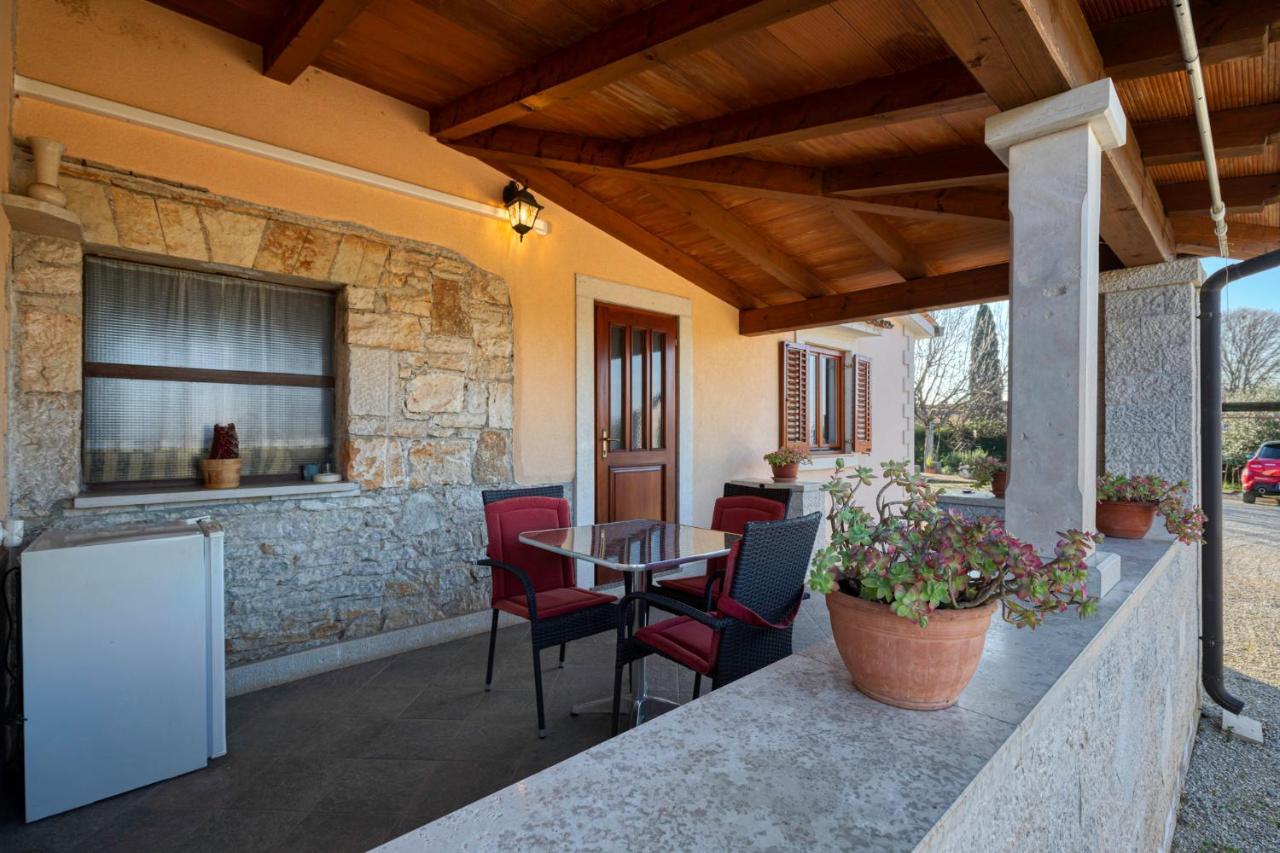 Apartamento Palmira Poreč Exterior foto